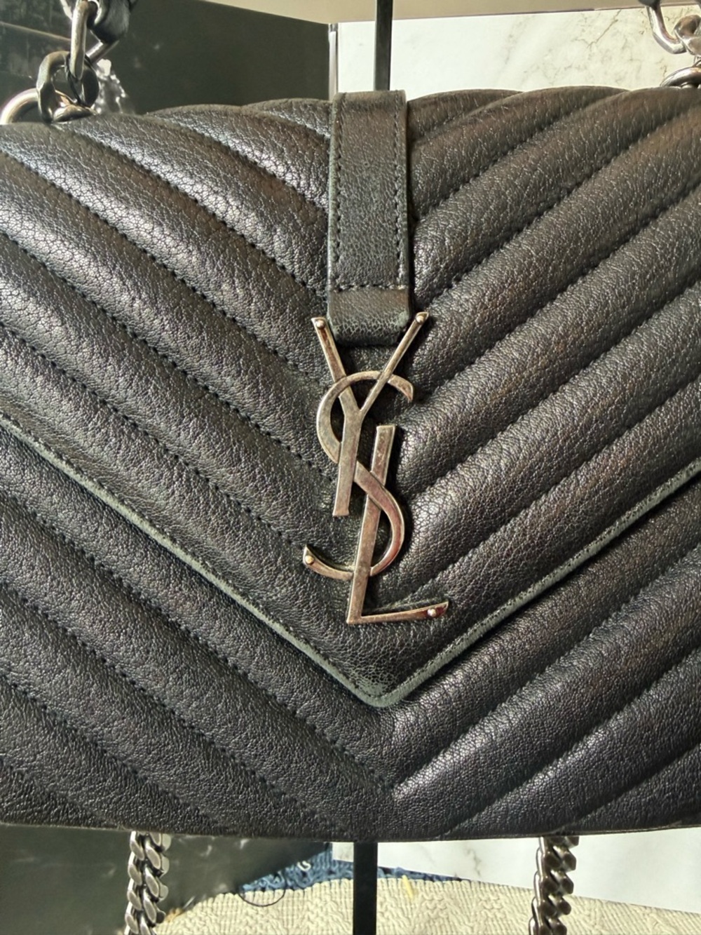 Yves Saint Laurent Black Quilted Crossbody with Silver Chain - Picture 3 of 8